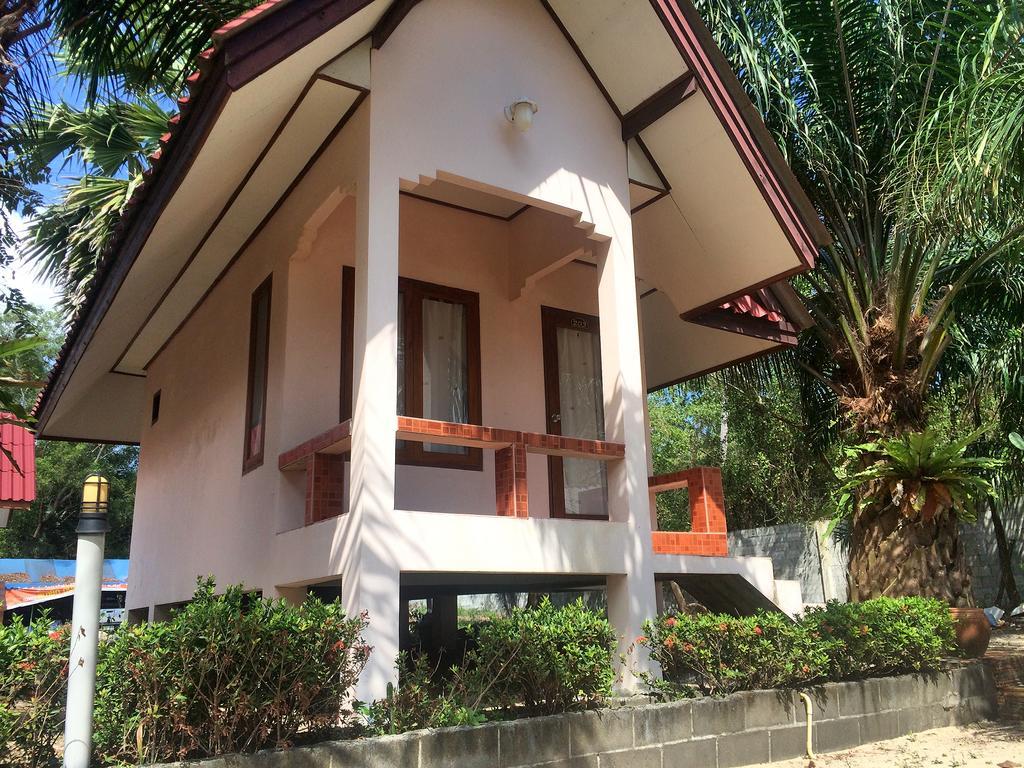 Phuphat Beach Khanom Ngoại thất bức ảnh