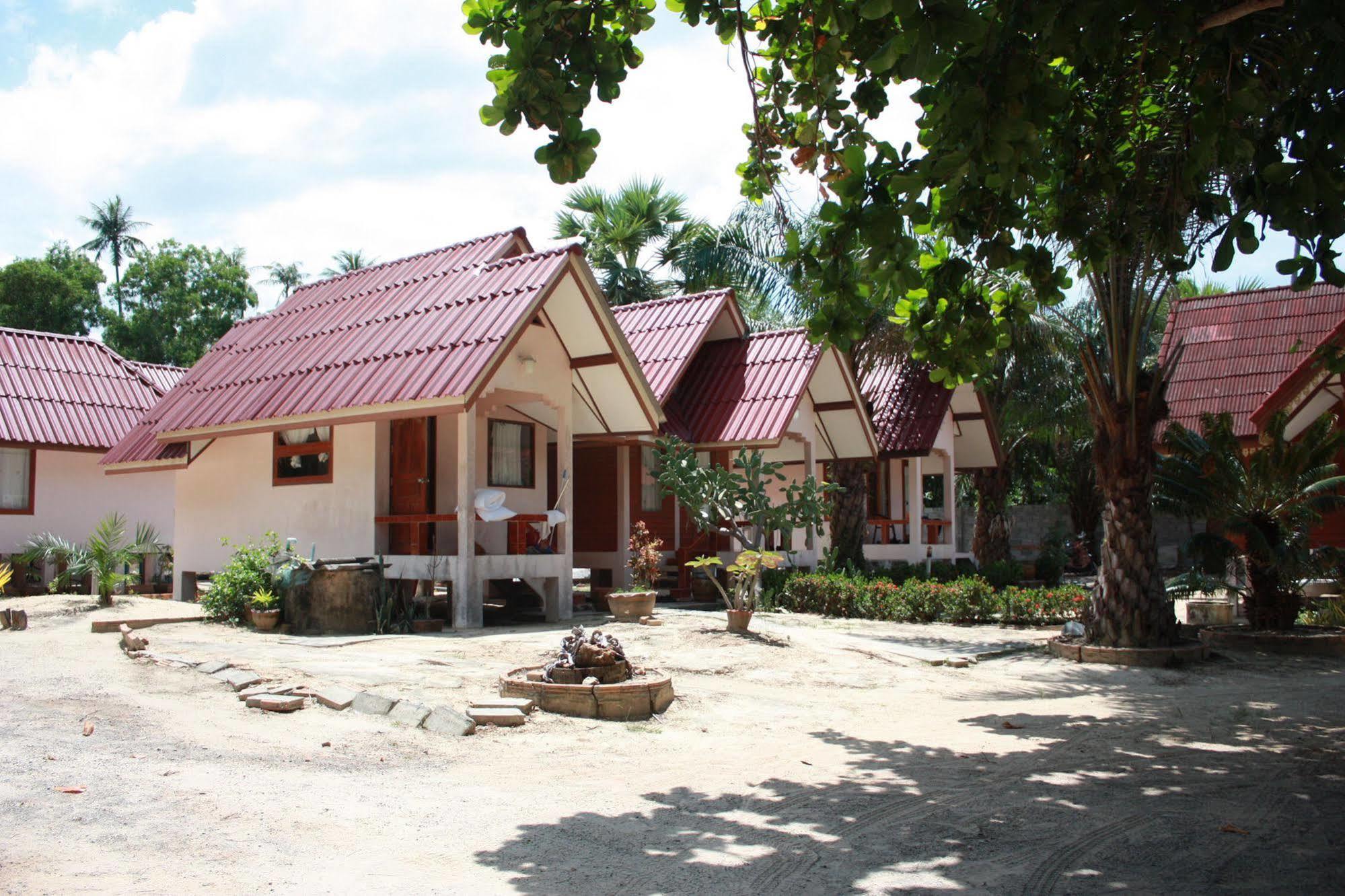 Phuphat Beach Khanom Ngoại thất bức ảnh