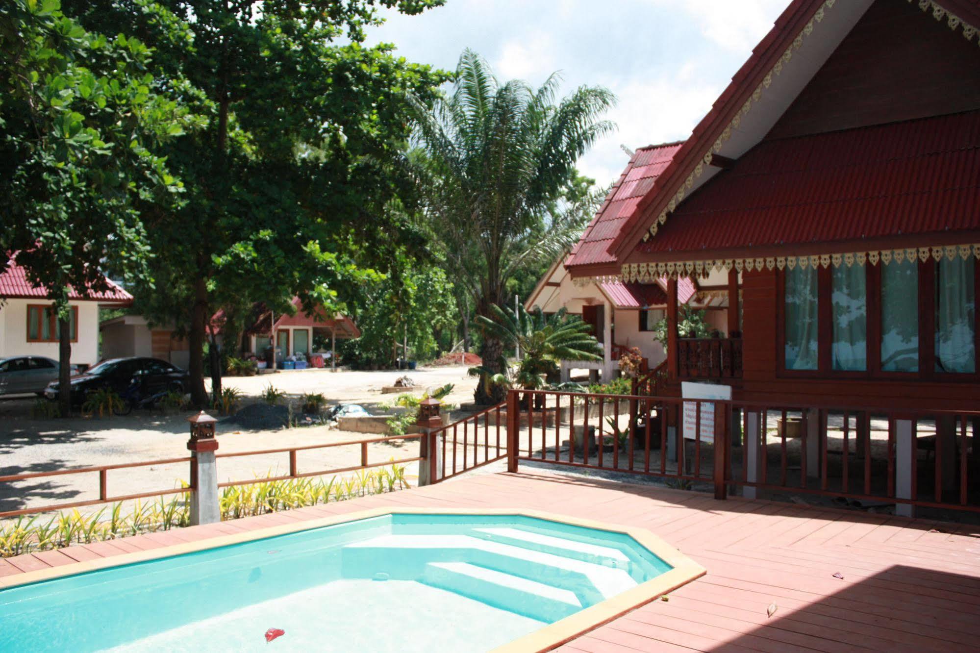 Phuphat Beach Khanom Ngoại thất bức ảnh