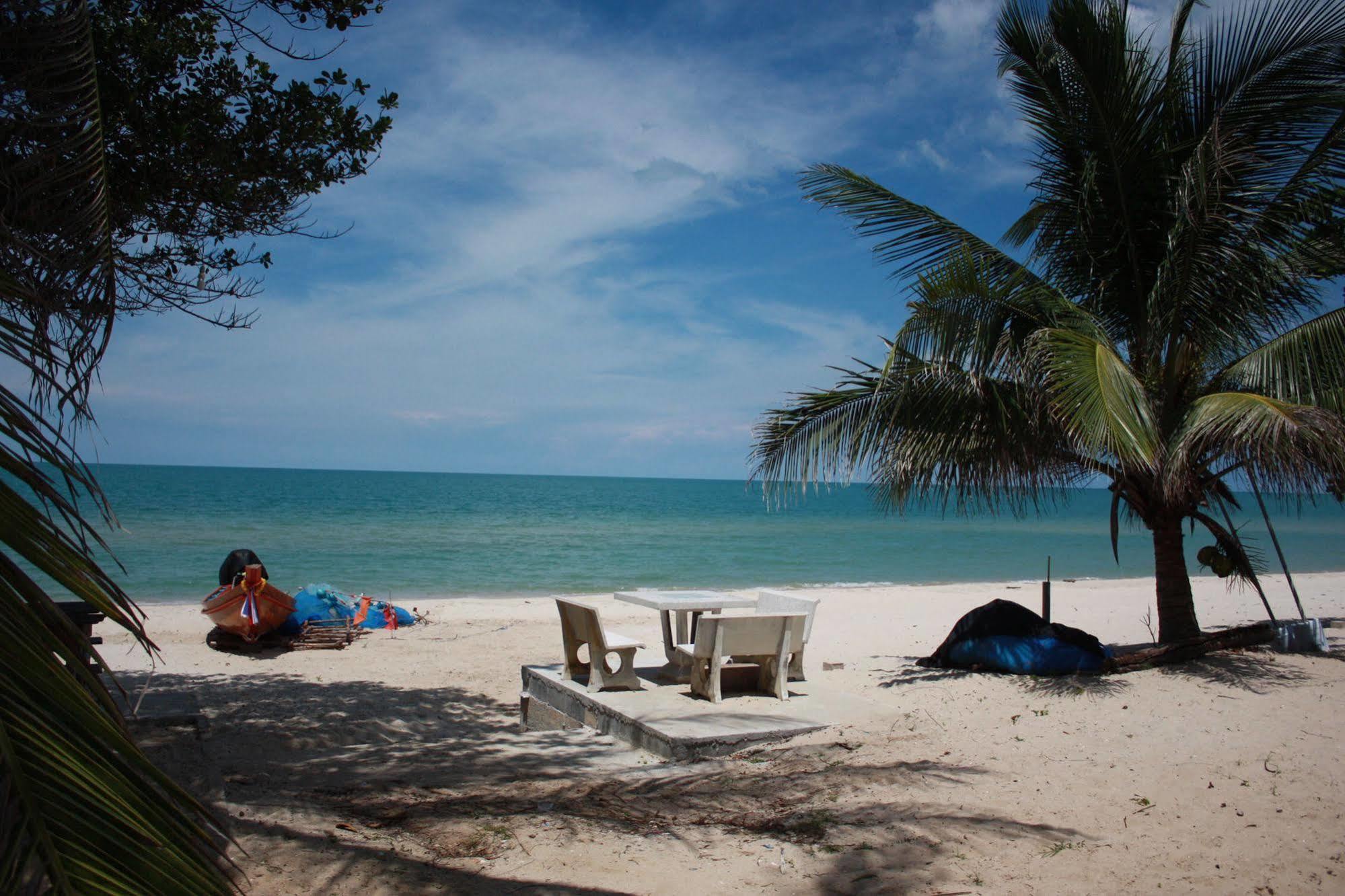 Phuphat Beach Khanom Ngoại thất bức ảnh